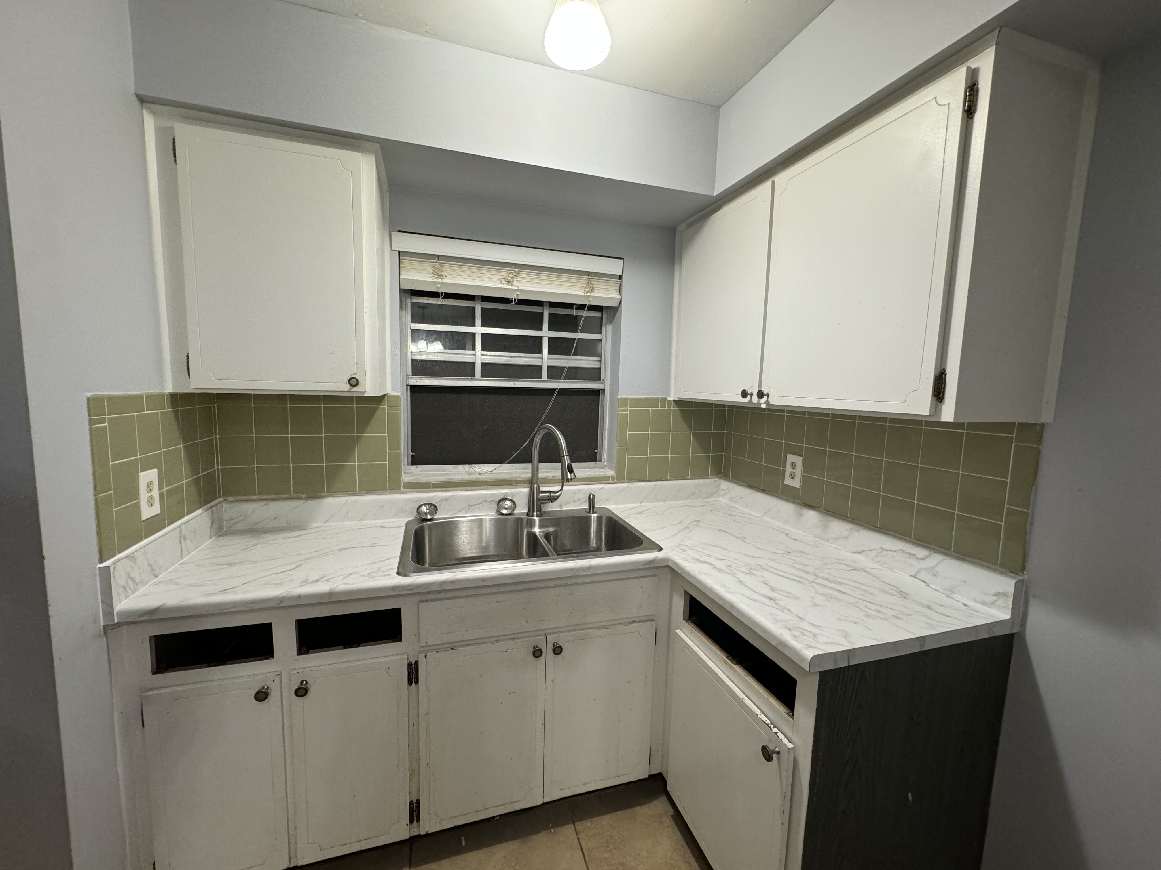 Kitchen and bathroom counter tops, epoxy counter tops, new sinks, commercial and residential repairs